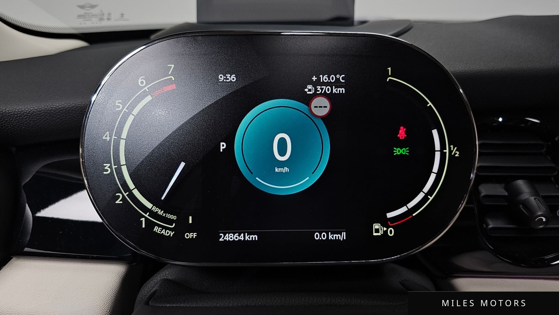 MINI Cooper S 2023 — миниатюра 10