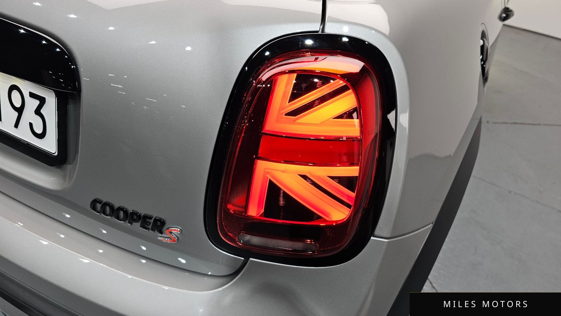 MINI Cooper S 2023 — миниатюра 8