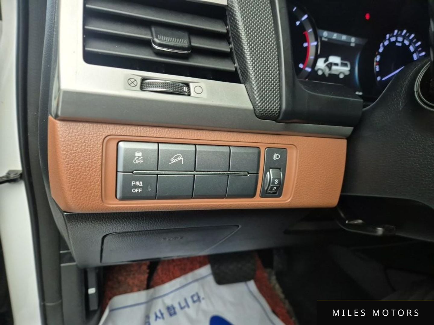KG Mobility Rexton 2019 — миниатюра 18