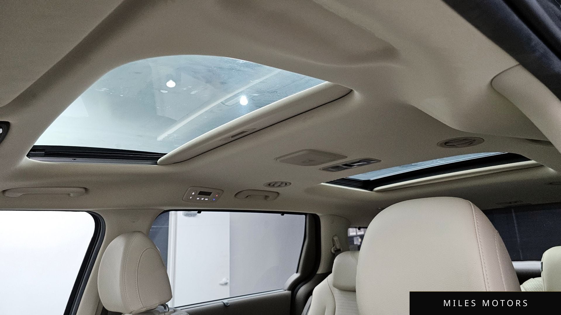 Kia Carnival 2022 — миниатюра 24
