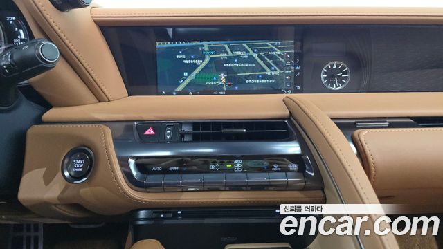 Лексус LC 2018 — миниатюра 14