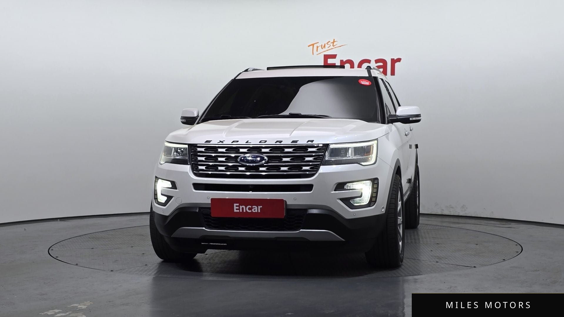 Ford Explorer 2016 — миниатюра 3