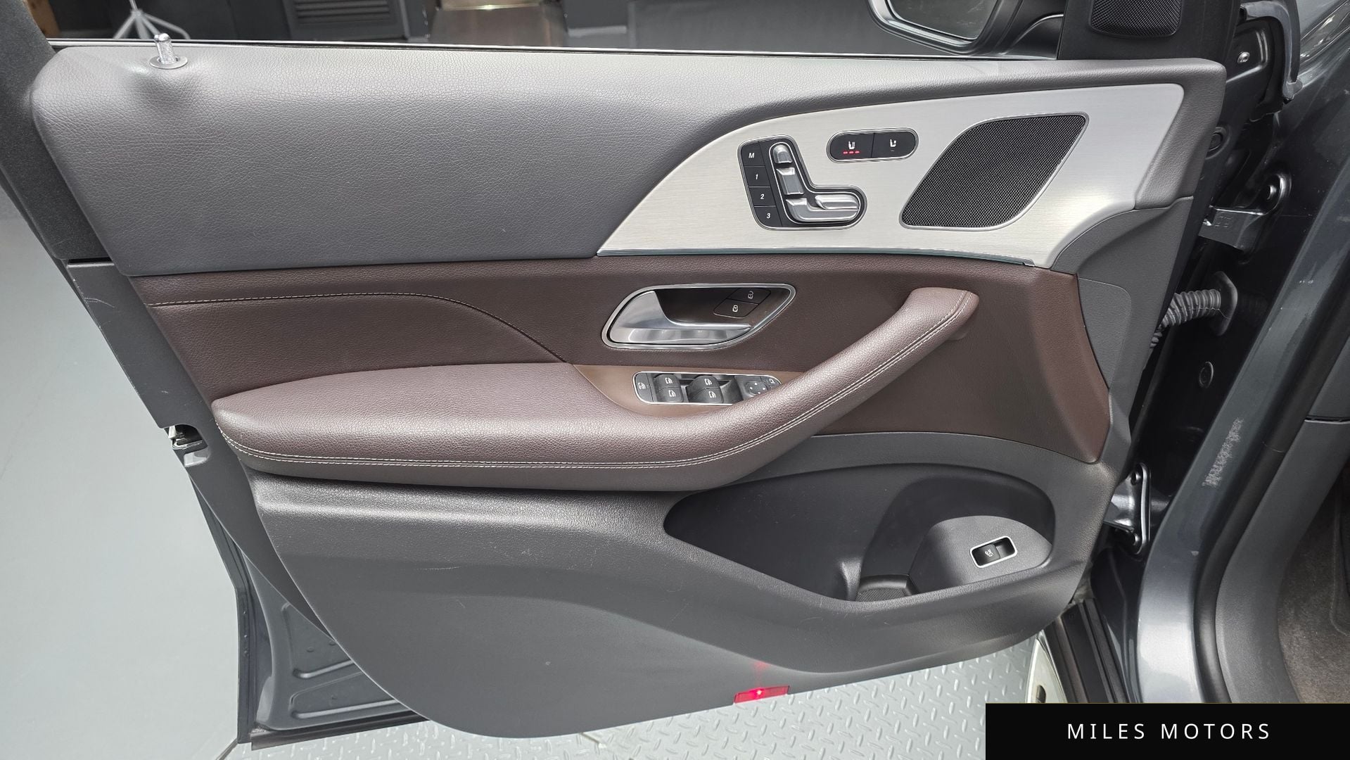 Mercedes-Benz GLE-Class W167 2020 — миниатюра 14