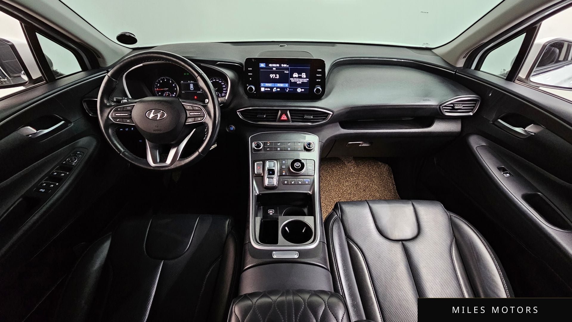 Hyundai Santafe 2021 — миниатюра 10