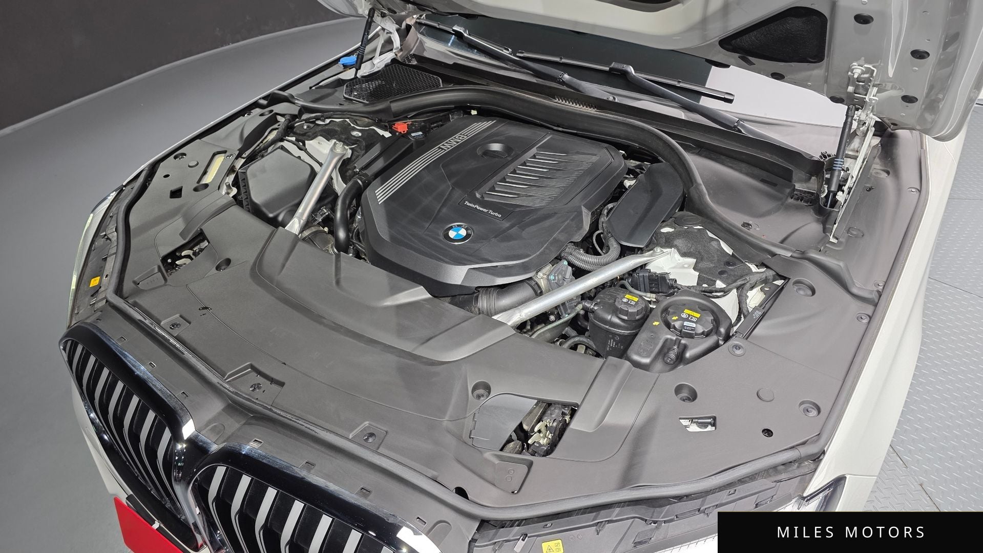 BMW 7 Series (G11) 2021 — миниатюра 6