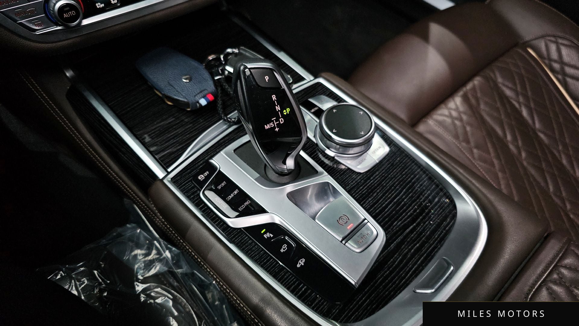 BMW 7 Series (G11) 2021 — миниатюра 12
