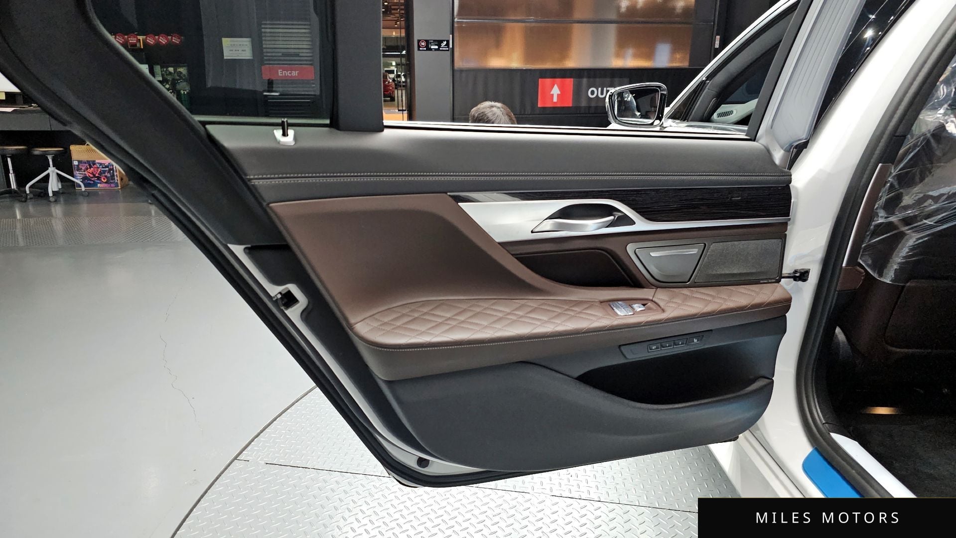 BMW 7 Series (G11) 2021 — миниатюра 15