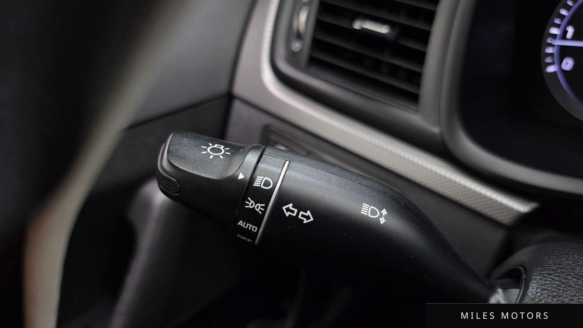Hyundai Sonata 2019 — миниатюра 28