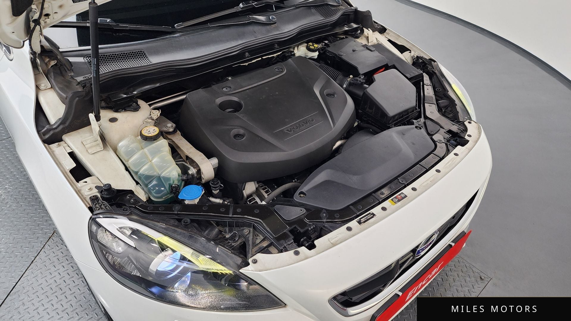 Volvo V40 2016 — миниатюра 6