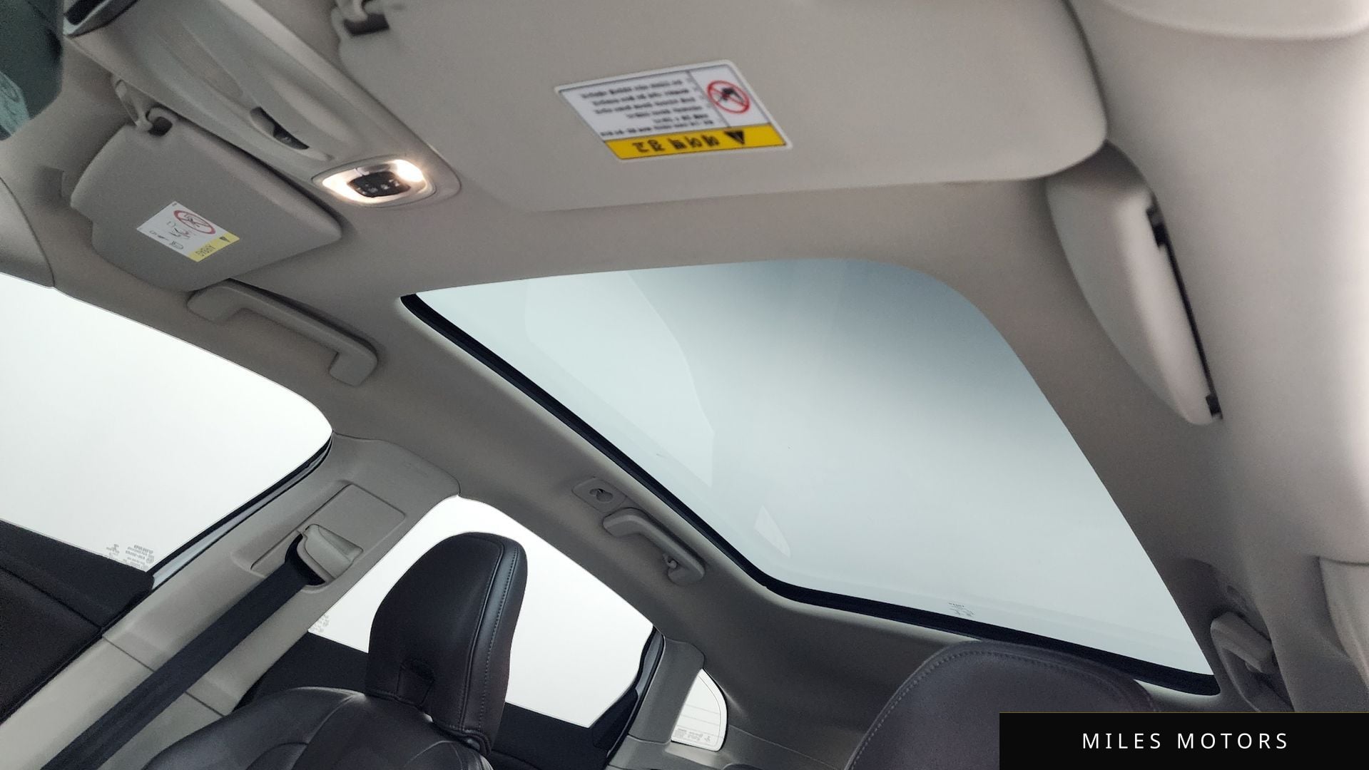 Volvo V40 2016 — миниатюра 16
