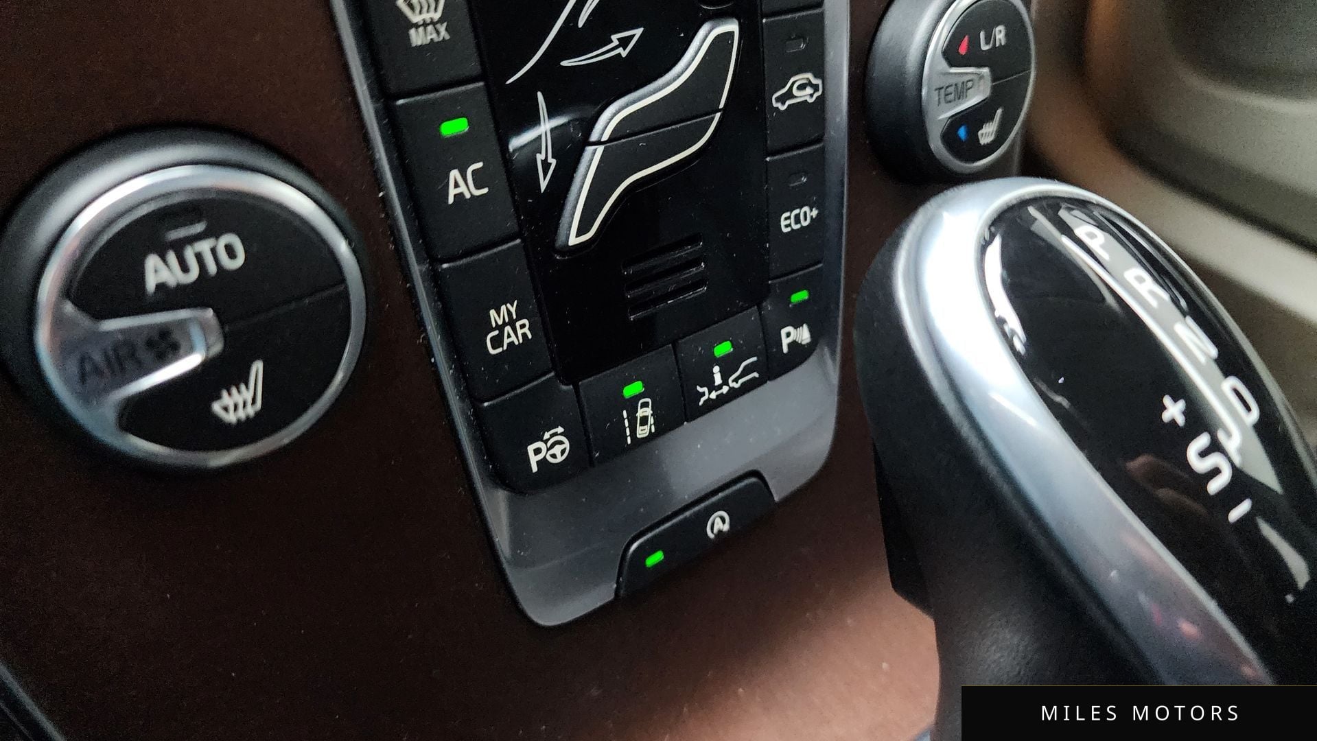Volvo V40 2016 — миниатюра 18