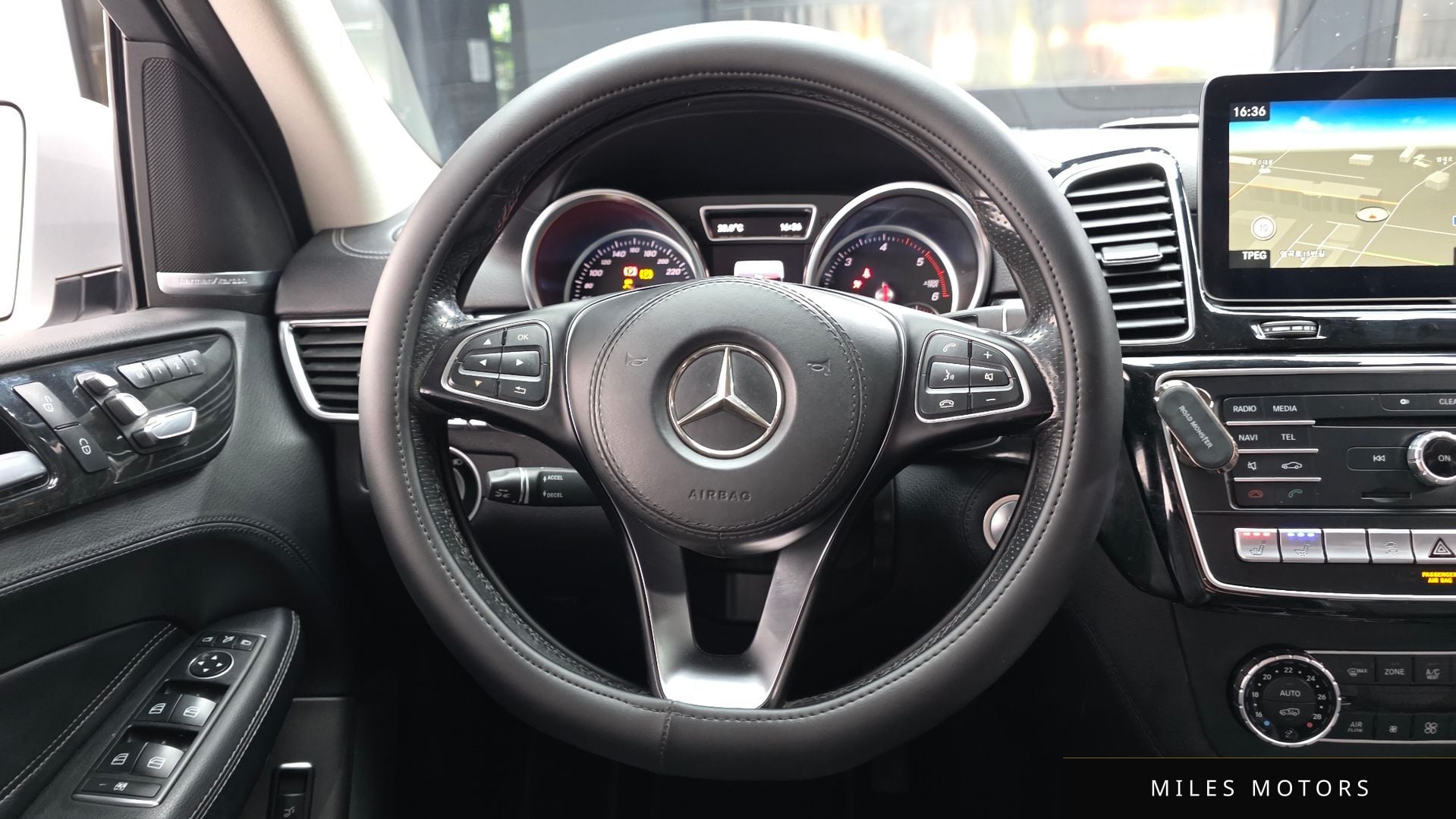Mercedes-Benz GLS-클래스 X166 2017 — миниатюра 19