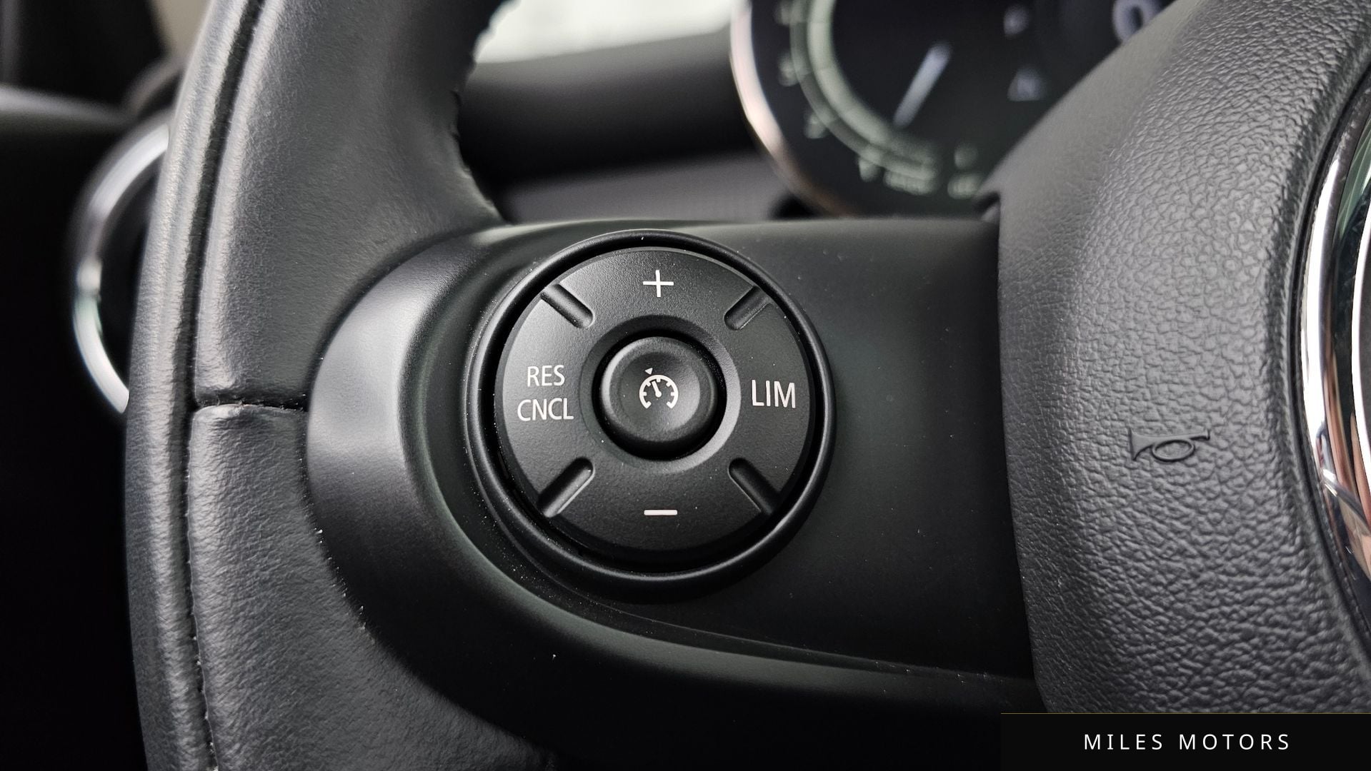 MINI Cooper 2021 — миниатюра 32