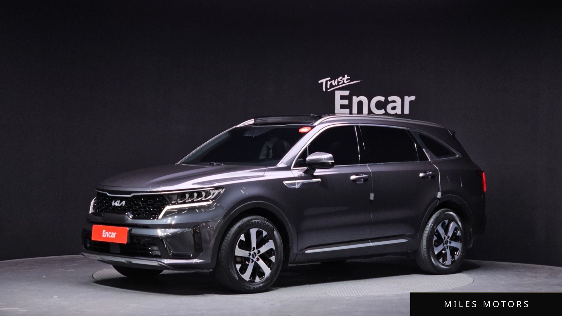 Kia Sorento 2023 — фото 1 из 12