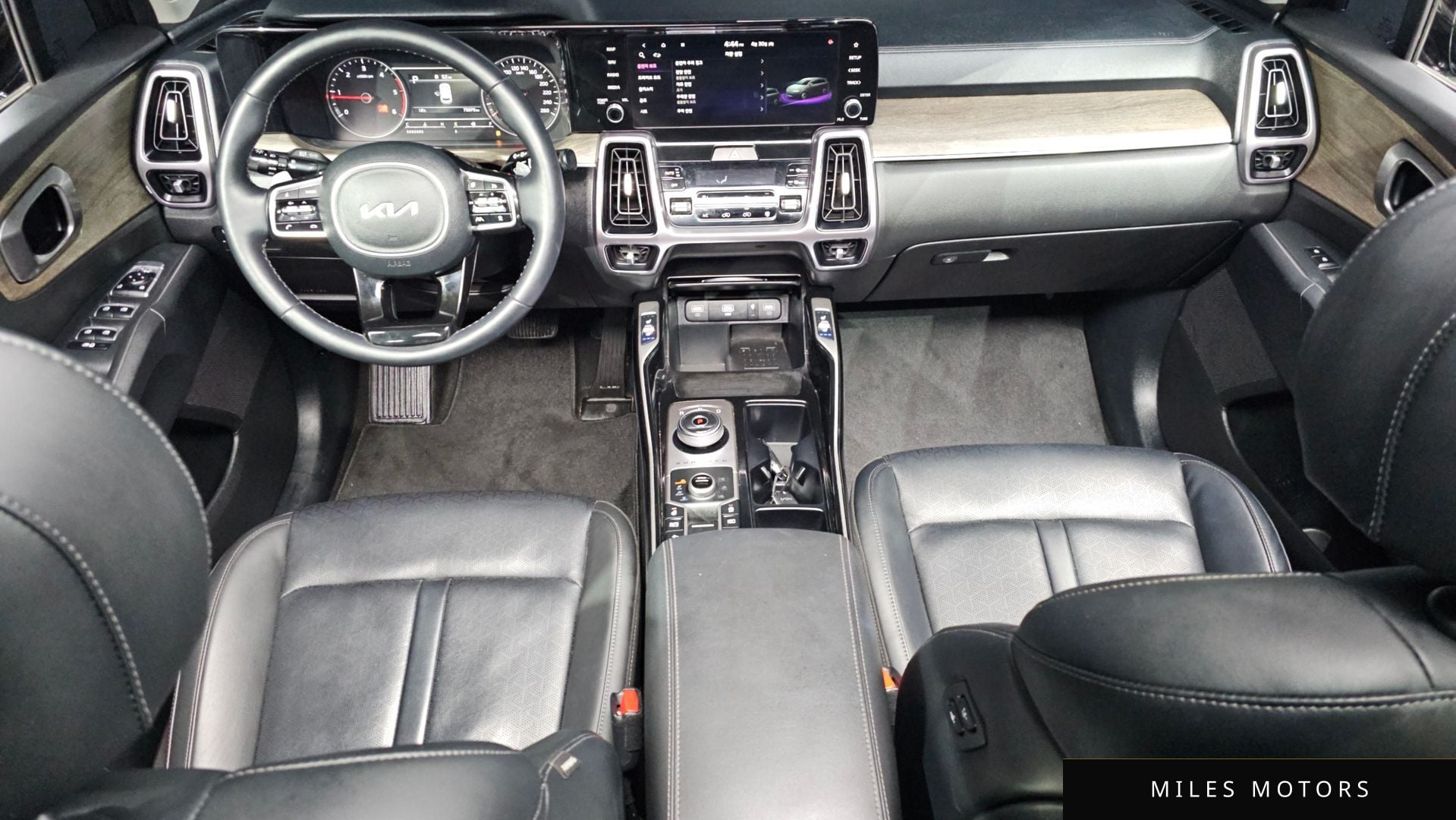 Kia Sorento 2023 — миниатюра 10