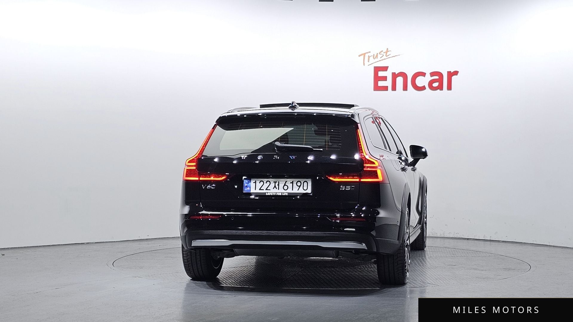 Volvo V60 크로스컨트리 2025 — миниатюра 4