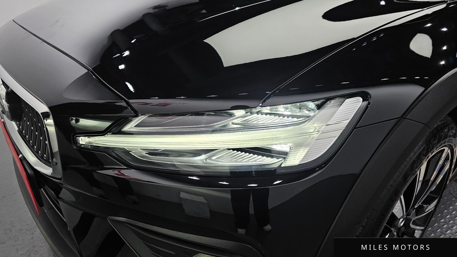 Volvo V60 크로스컨트리 2025 — миниатюра 8