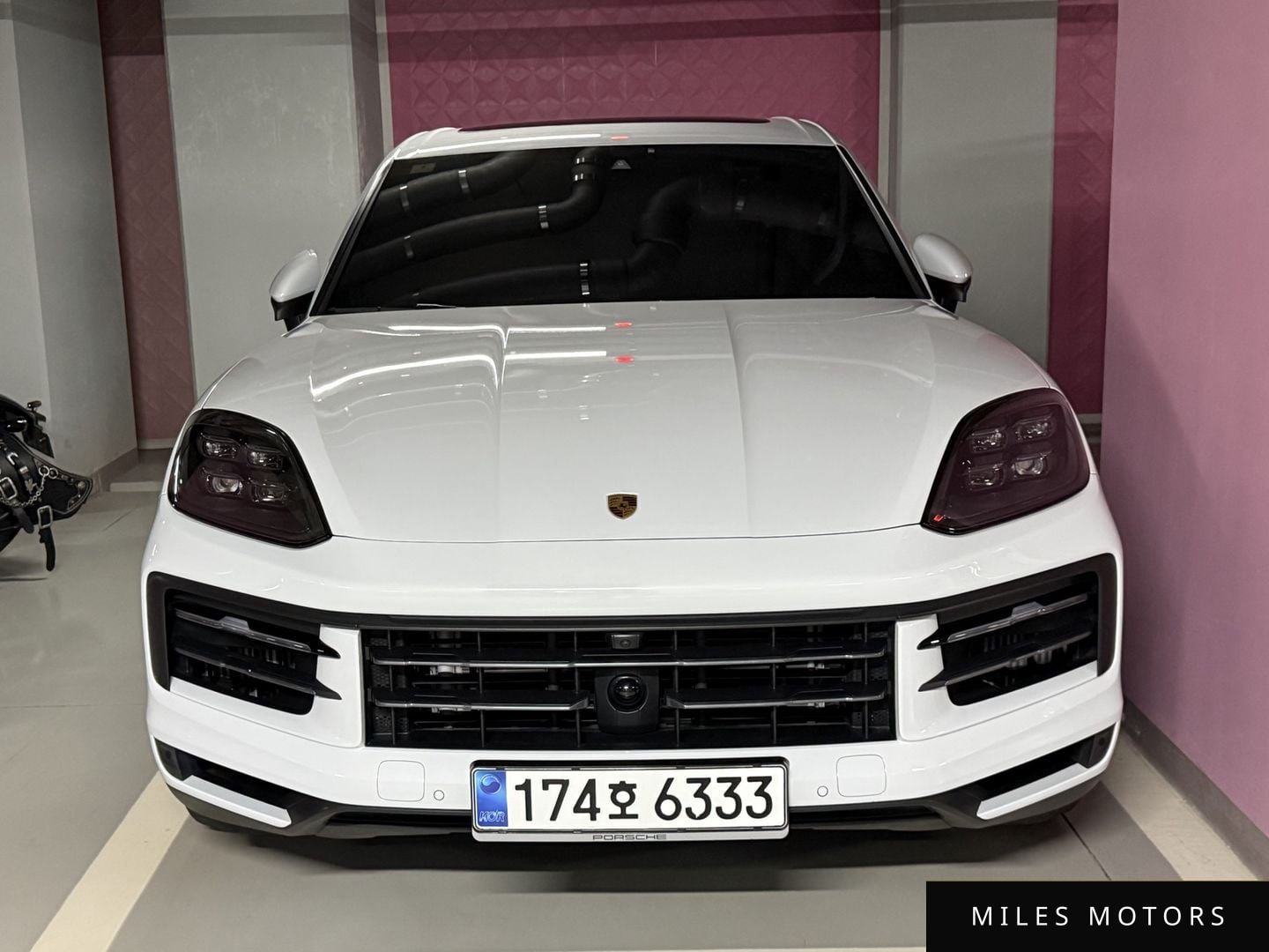 Porsche Cayenne 2024 — фото 1 из 12