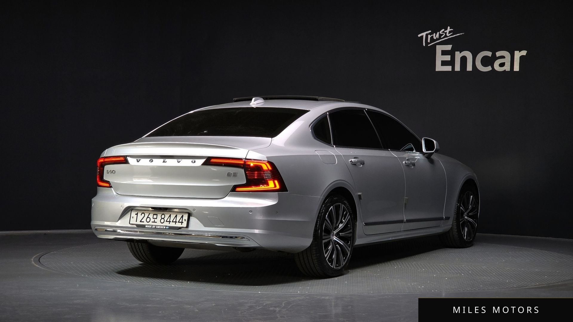 Volvo S90 2022 — миниатюра 2