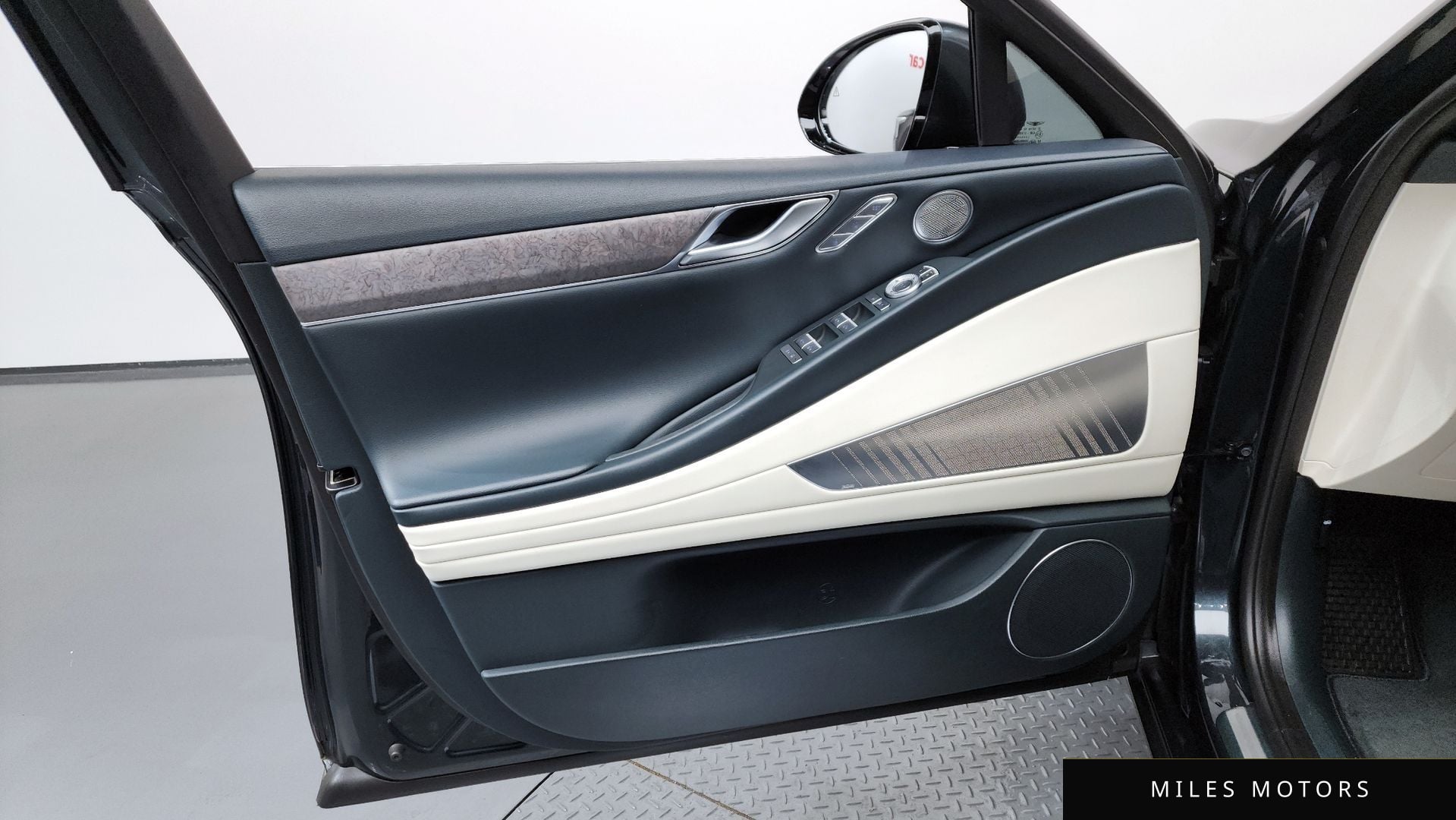 Genesis G80 2023 — миниатюра 14