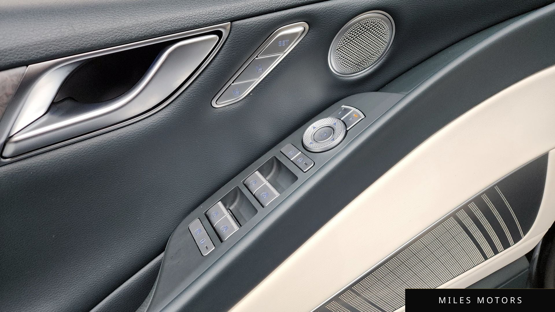Genesis G80 2023 — миниатюра 37