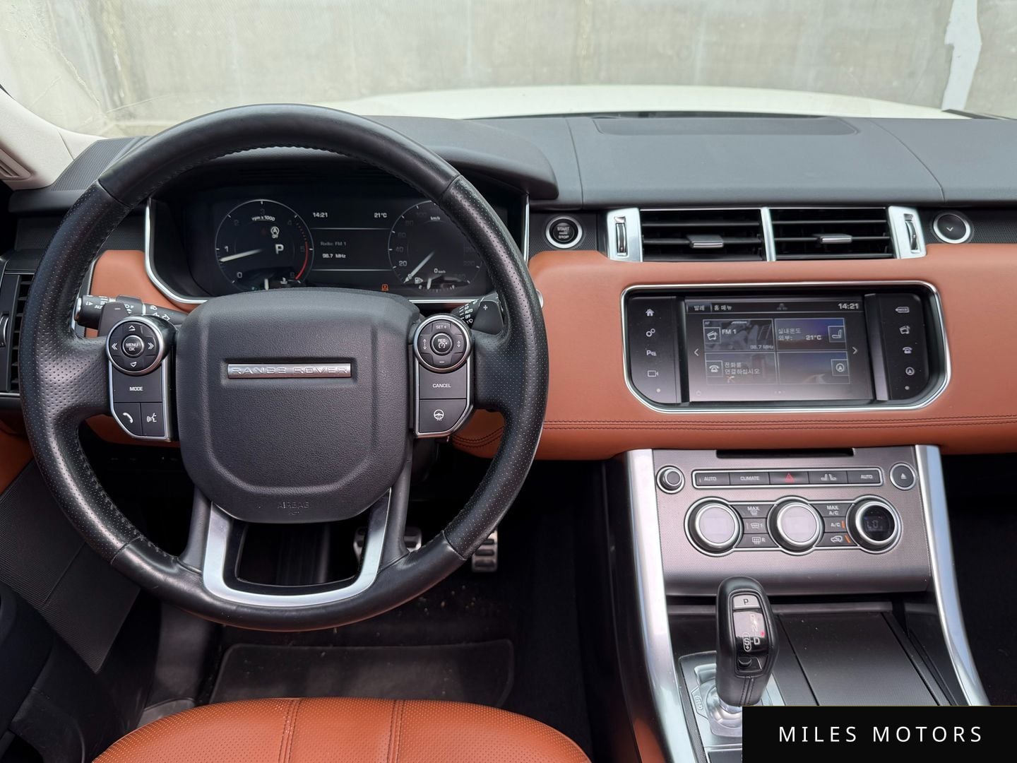 Land Rover Range Rover Sport 2016 — миниатюра 10
