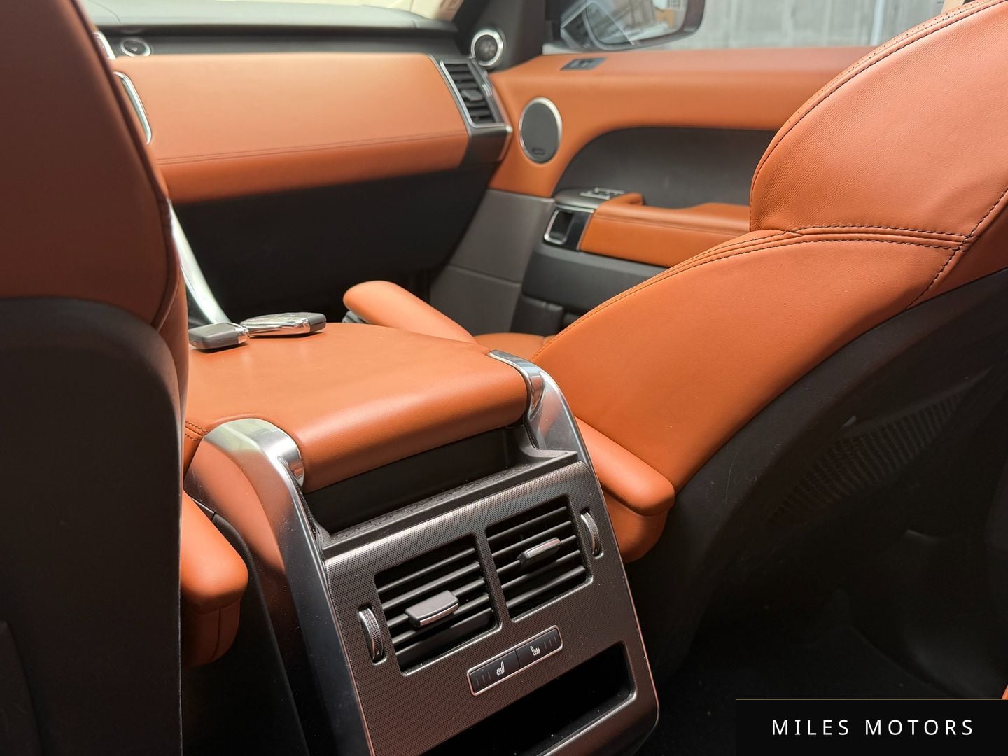 Land Rover Range Rover Sport 2016 — миниатюра 16
