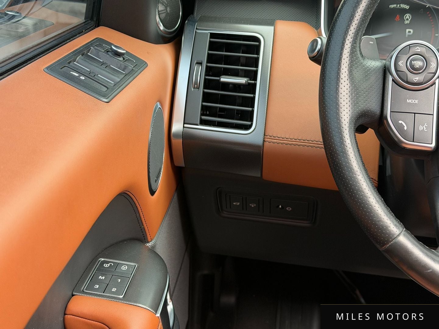 Land Rover Range Rover Sport 2016 — миниатюра 17