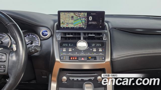 Лексус NX300h 2019 — миниатюра 20