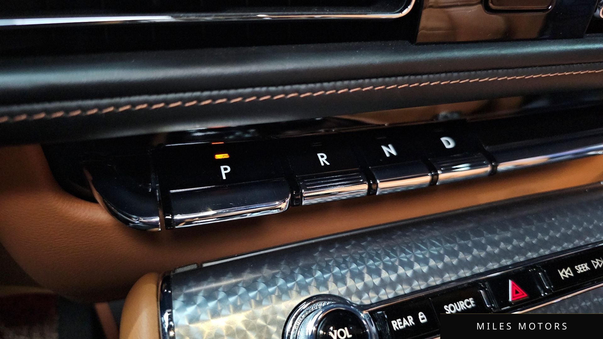 Lincoln Aviator 2022 — миниатюра 12