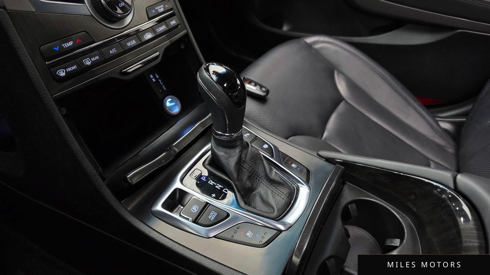 Hyundai Grandeur 2016 — миниатюра 11