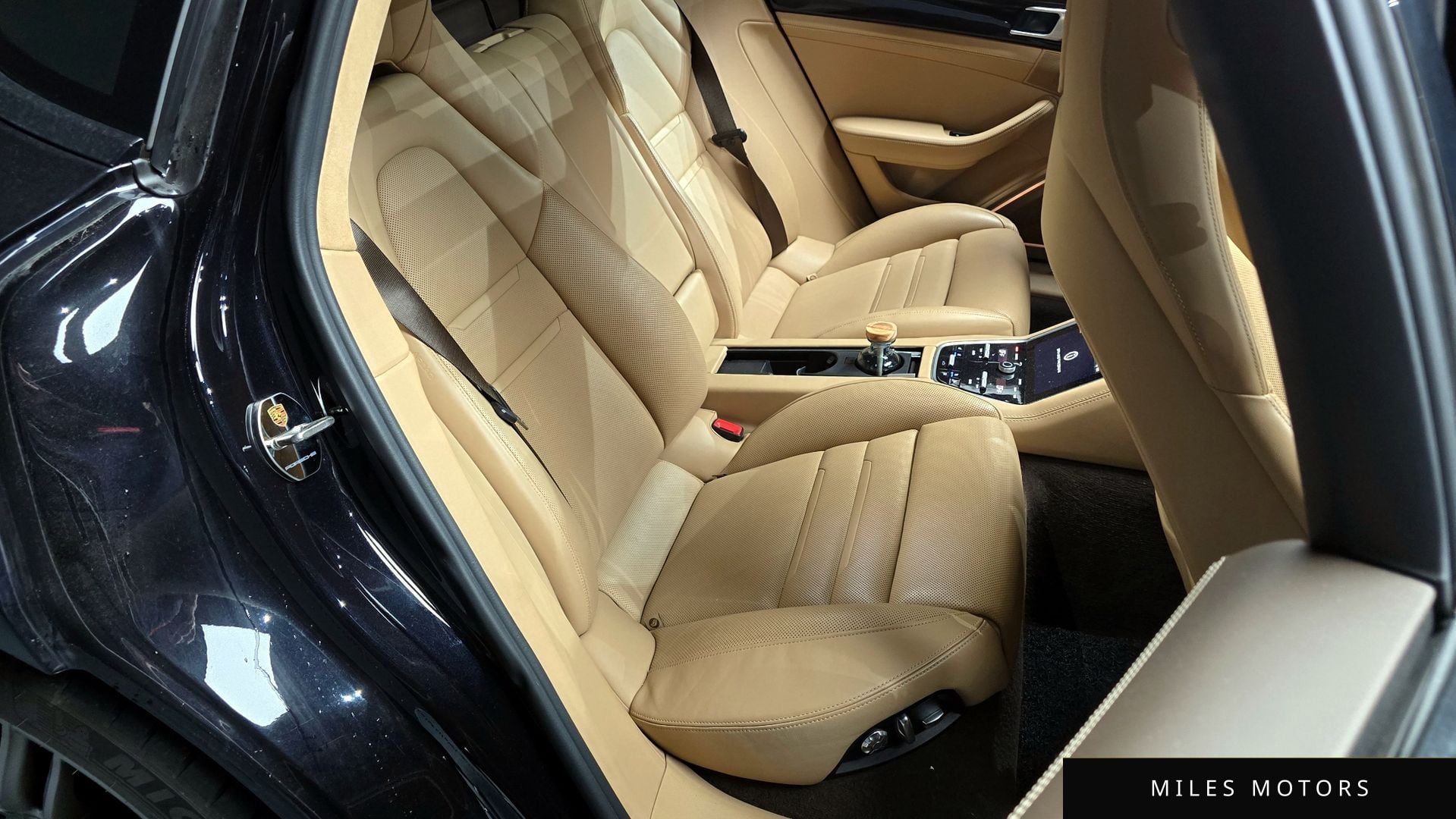 Porsche Panamera 2018 — миниатюра 11
