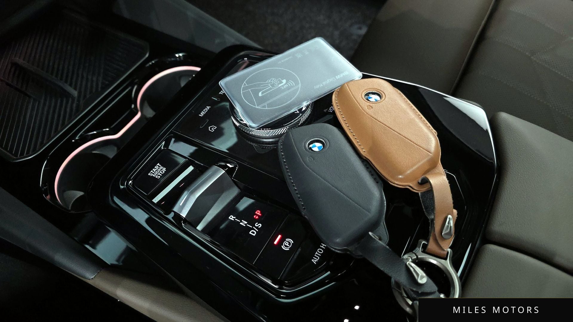 BMW 5 Series (G60) 2025 — миниатюра 12