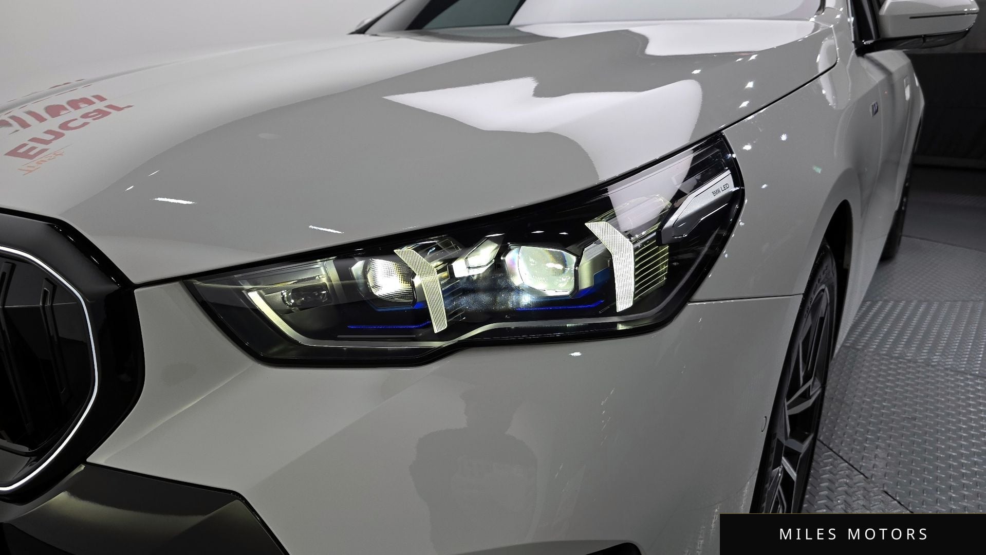 BMW 5 Series (G60) 2025 — миниатюра 8