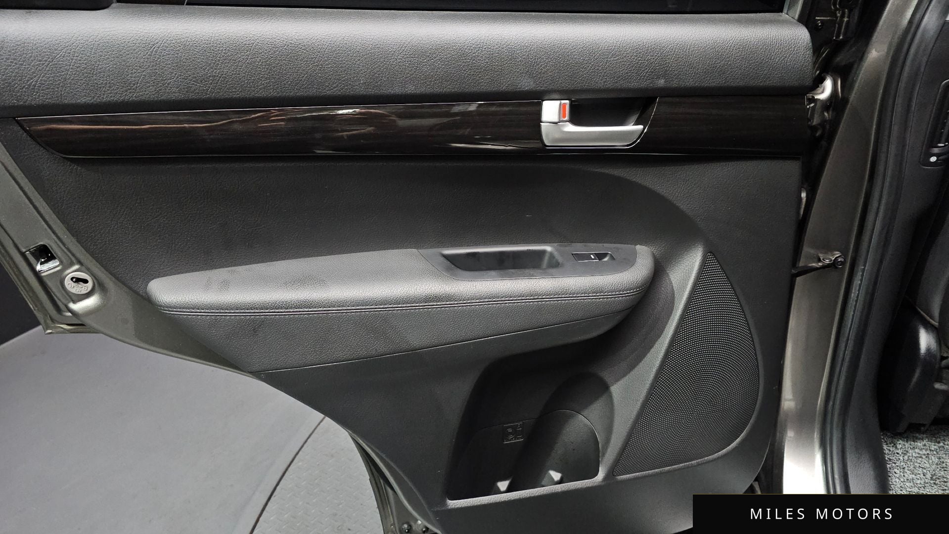 Kia Sorento 2012 — миниатюра 15