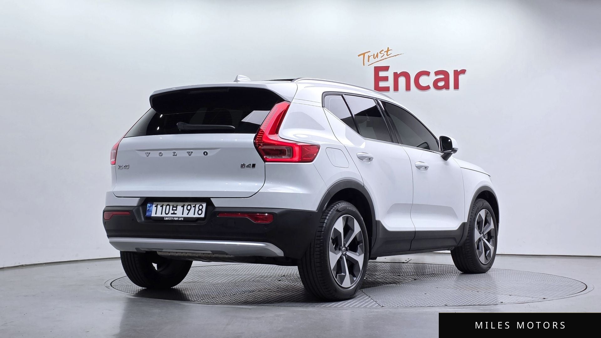 Volvo XC40 2023 — миниатюра 2