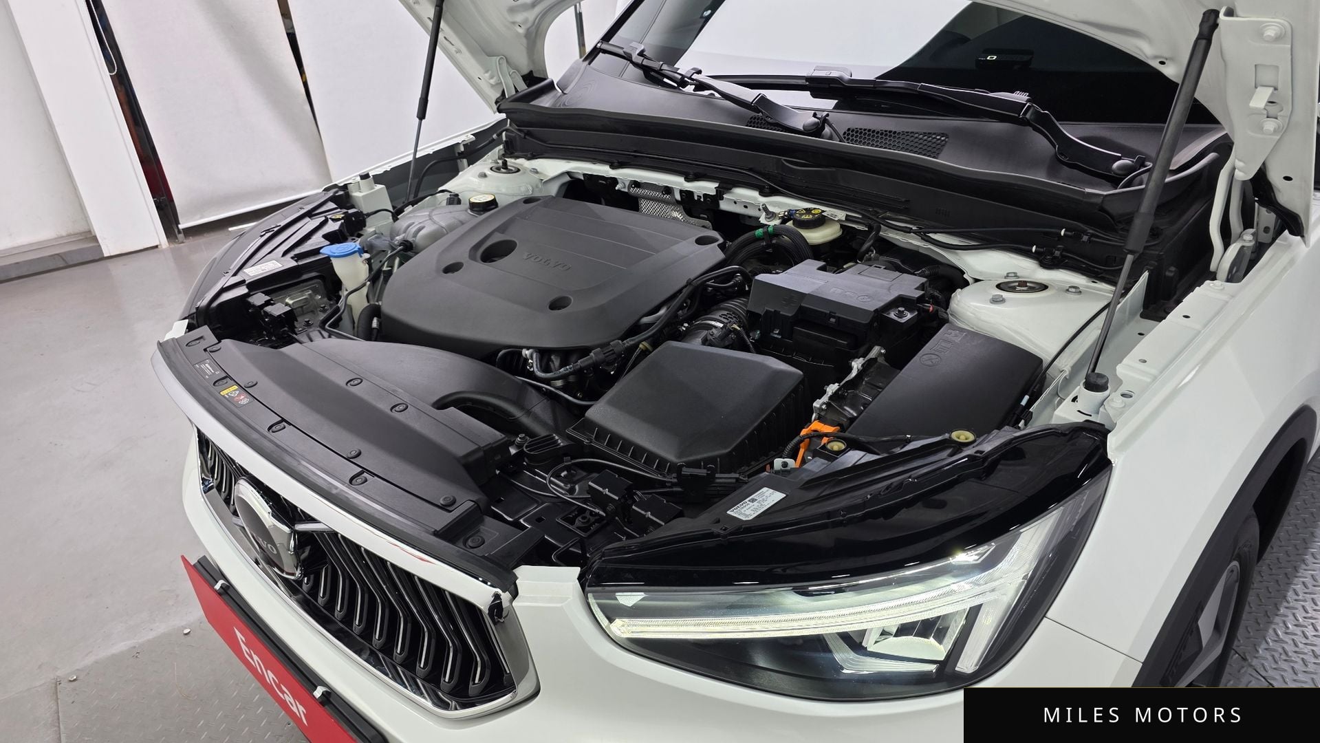 Volvo XC40 2023 — миниатюра 6