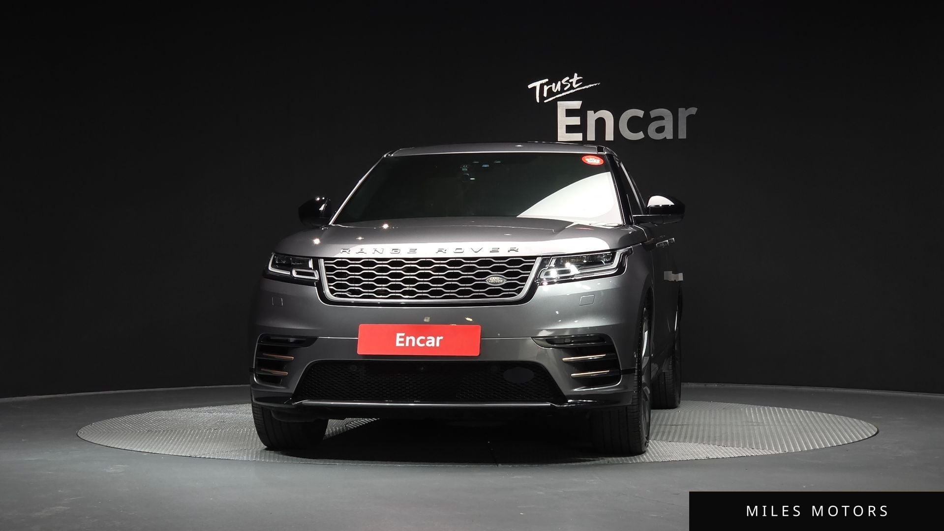 Land Rover Range Rover Velar 2018 — миниатюра 3