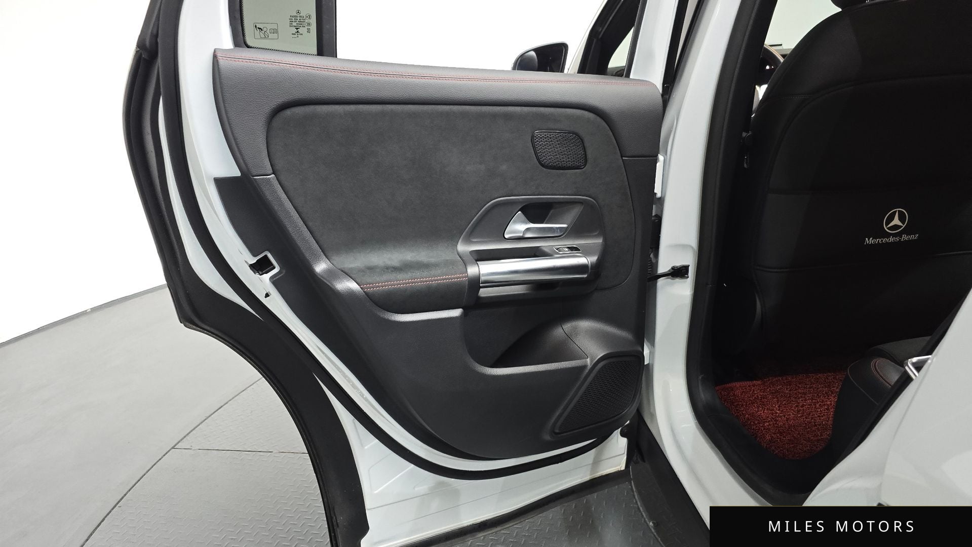 Mercedes-Benz EQA H243 2022 — миниатюра 14