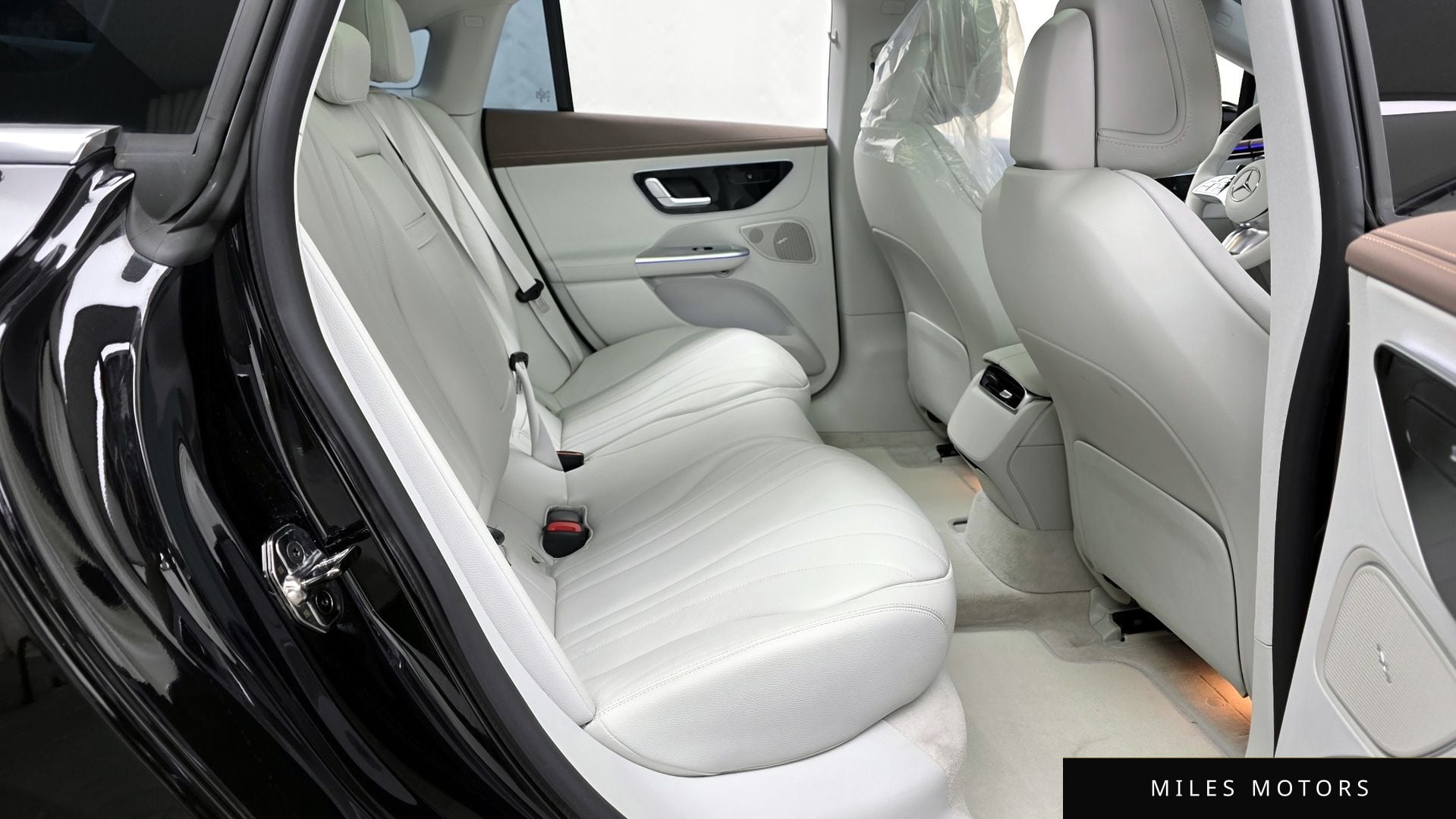 Mercedes-Benz EQE V295 2024 — миниатюра 12