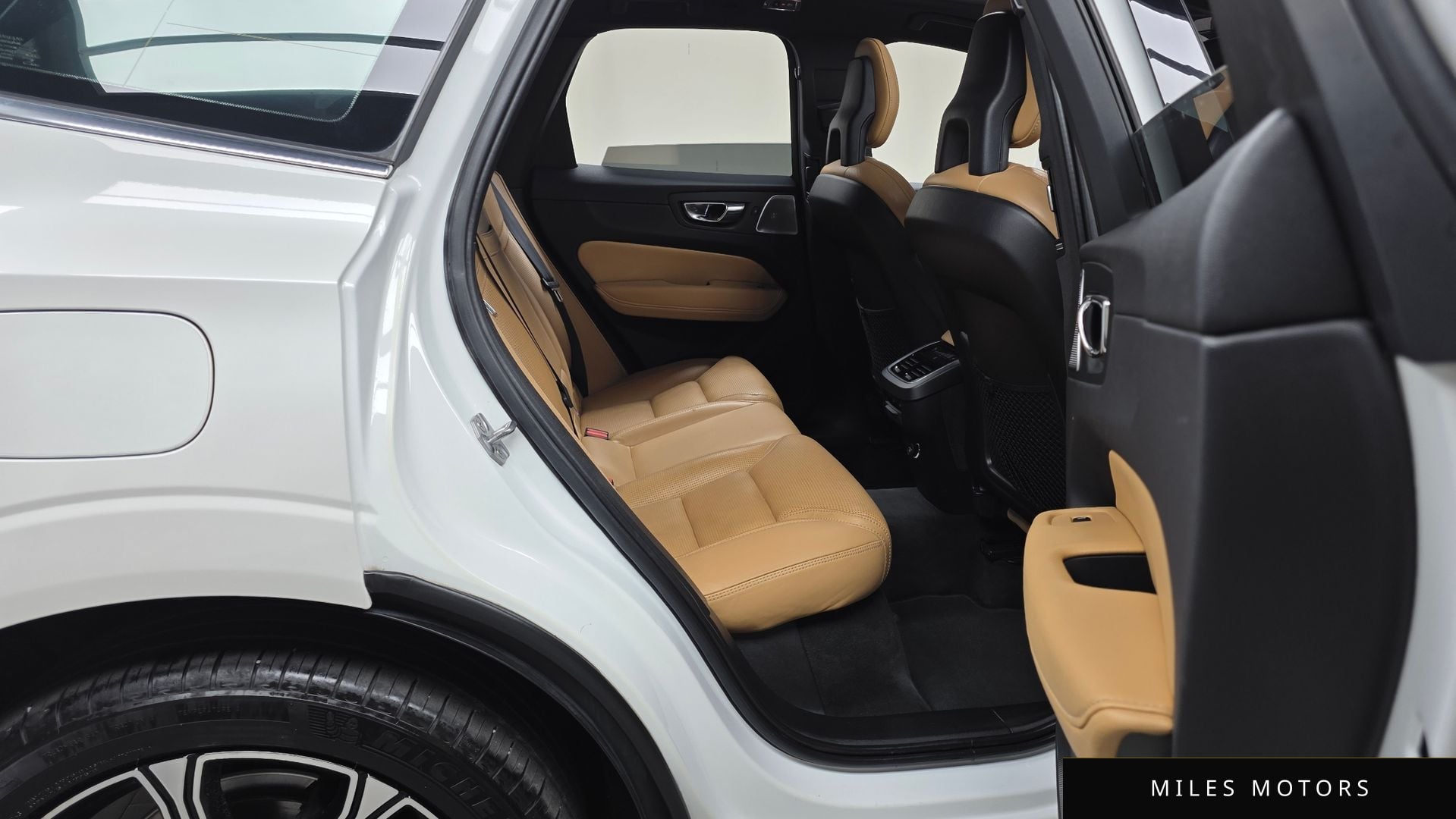 Volvo XC60 2018 — миниатюра 12