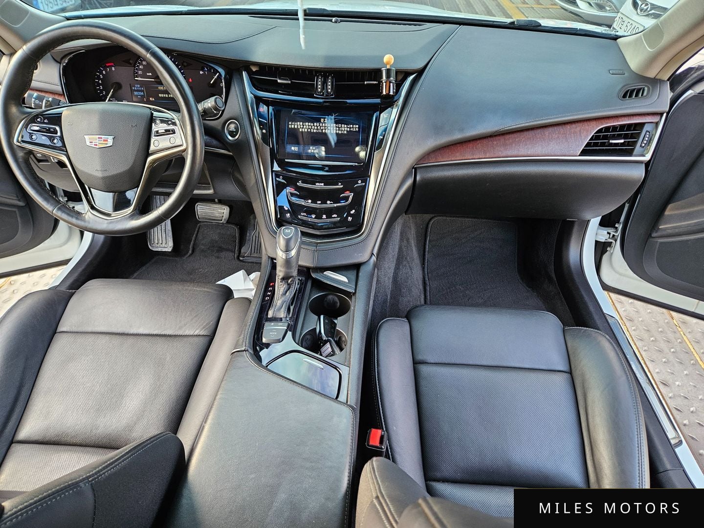 Cadillac CTS 2016 — миниатюра 10