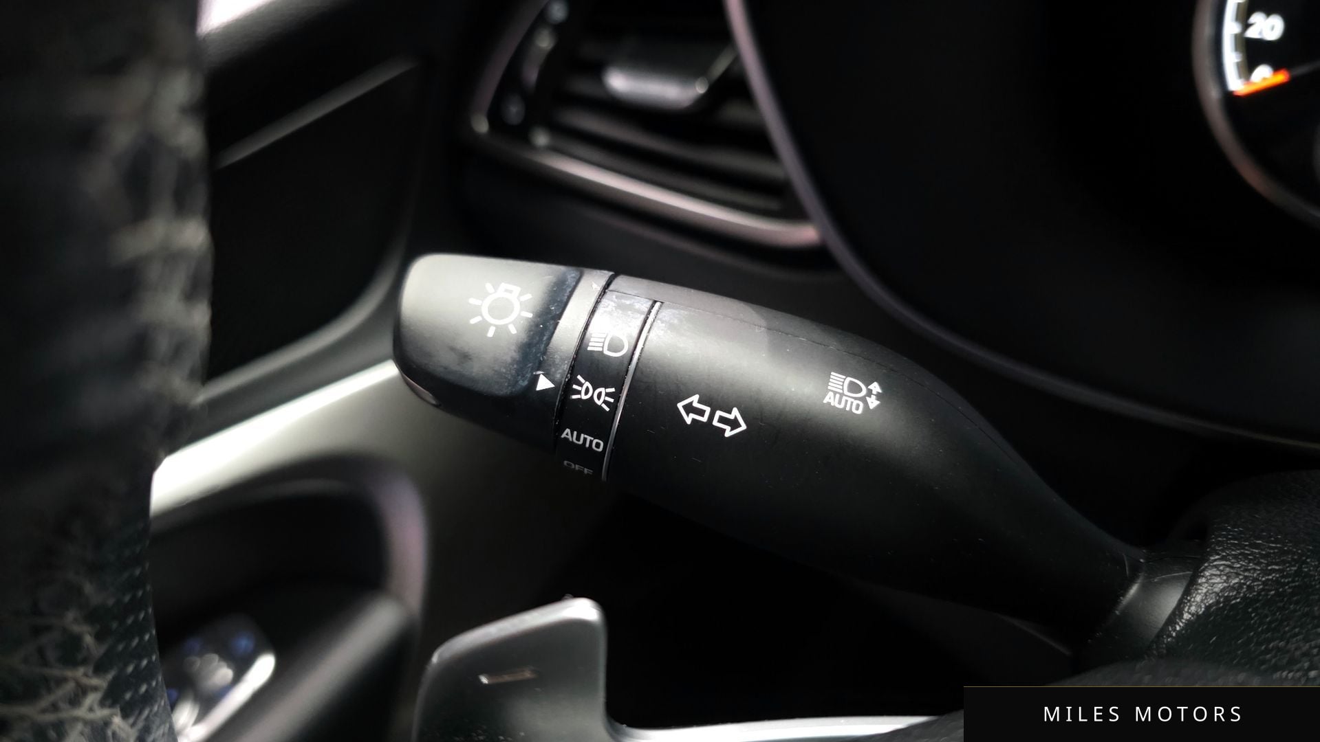 Genesis 뉴 G70 2022 — миниатюра 30