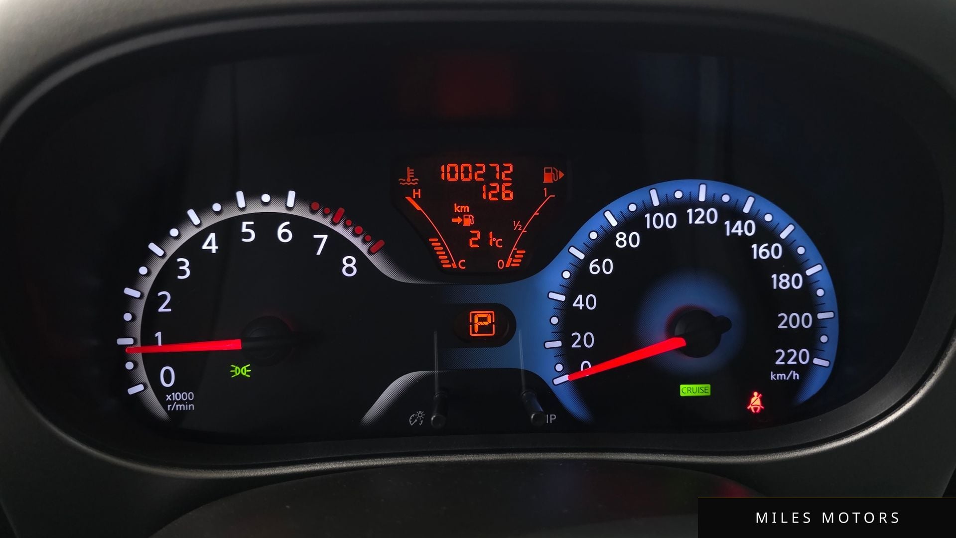 Nissan 큐브 2011 — миниатюра 8