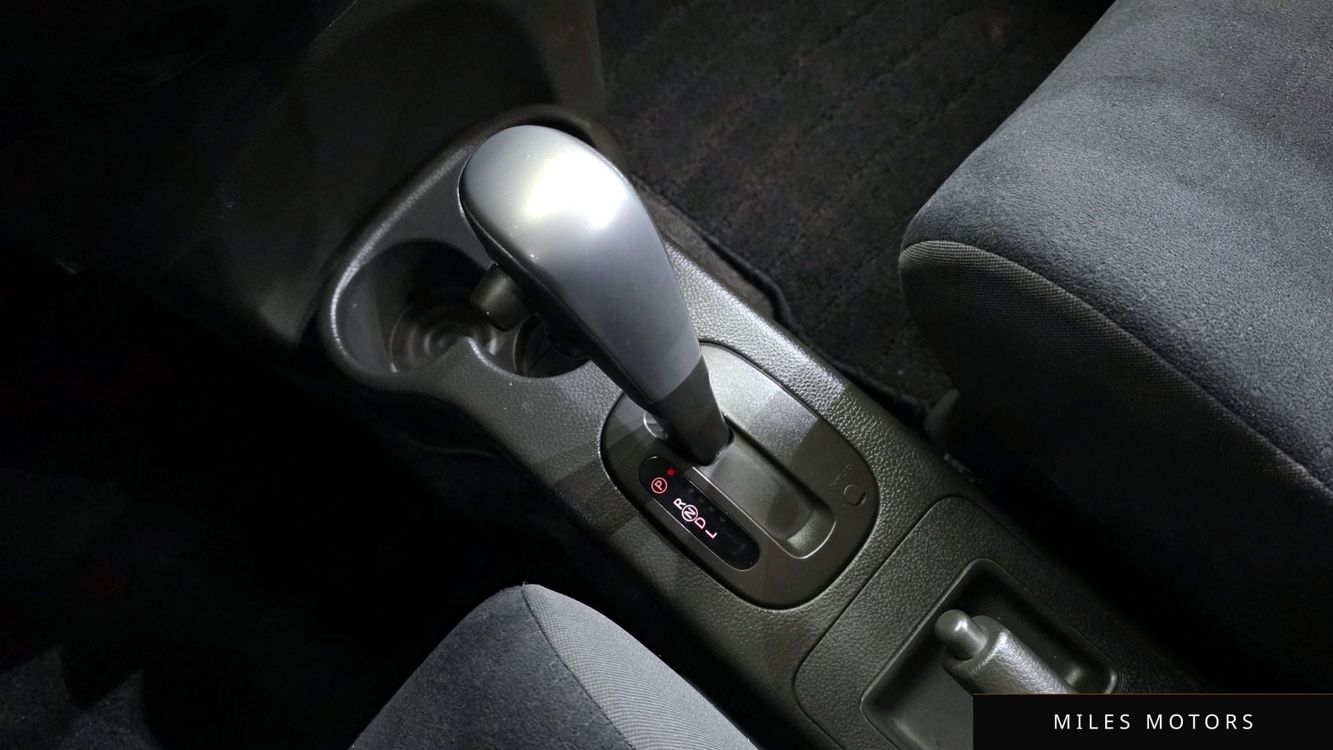 Nissan 큐브 2011 — миниатюра 9