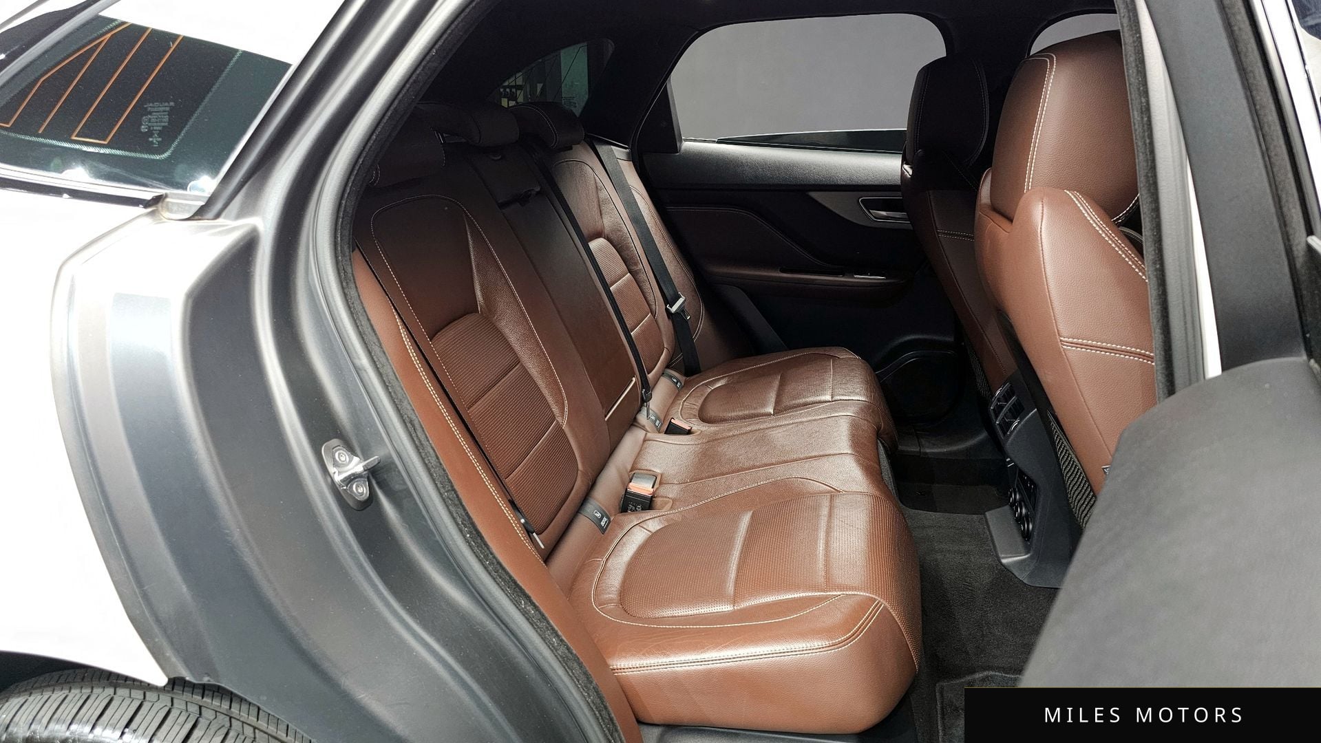 Jaguar F-PACE 2017 — миниатюра 11