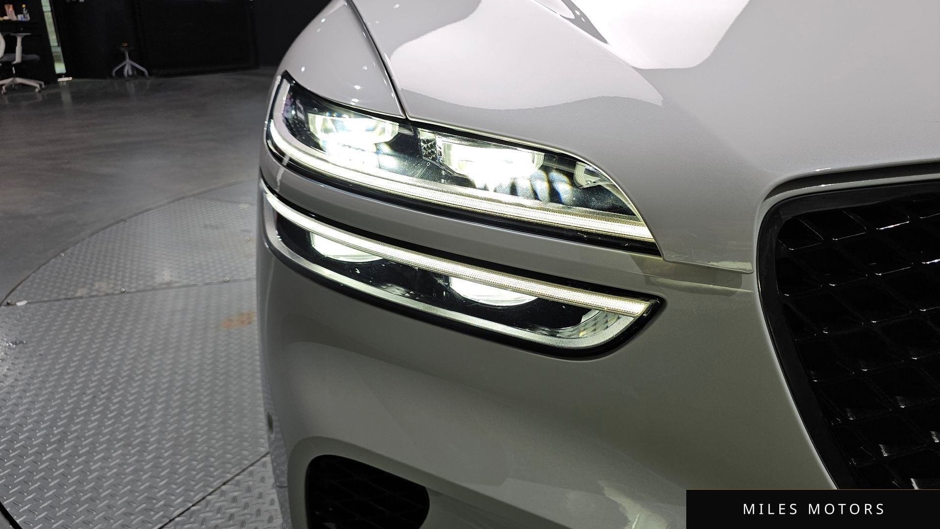 Genesis GV70 2022 — миниатюра 8