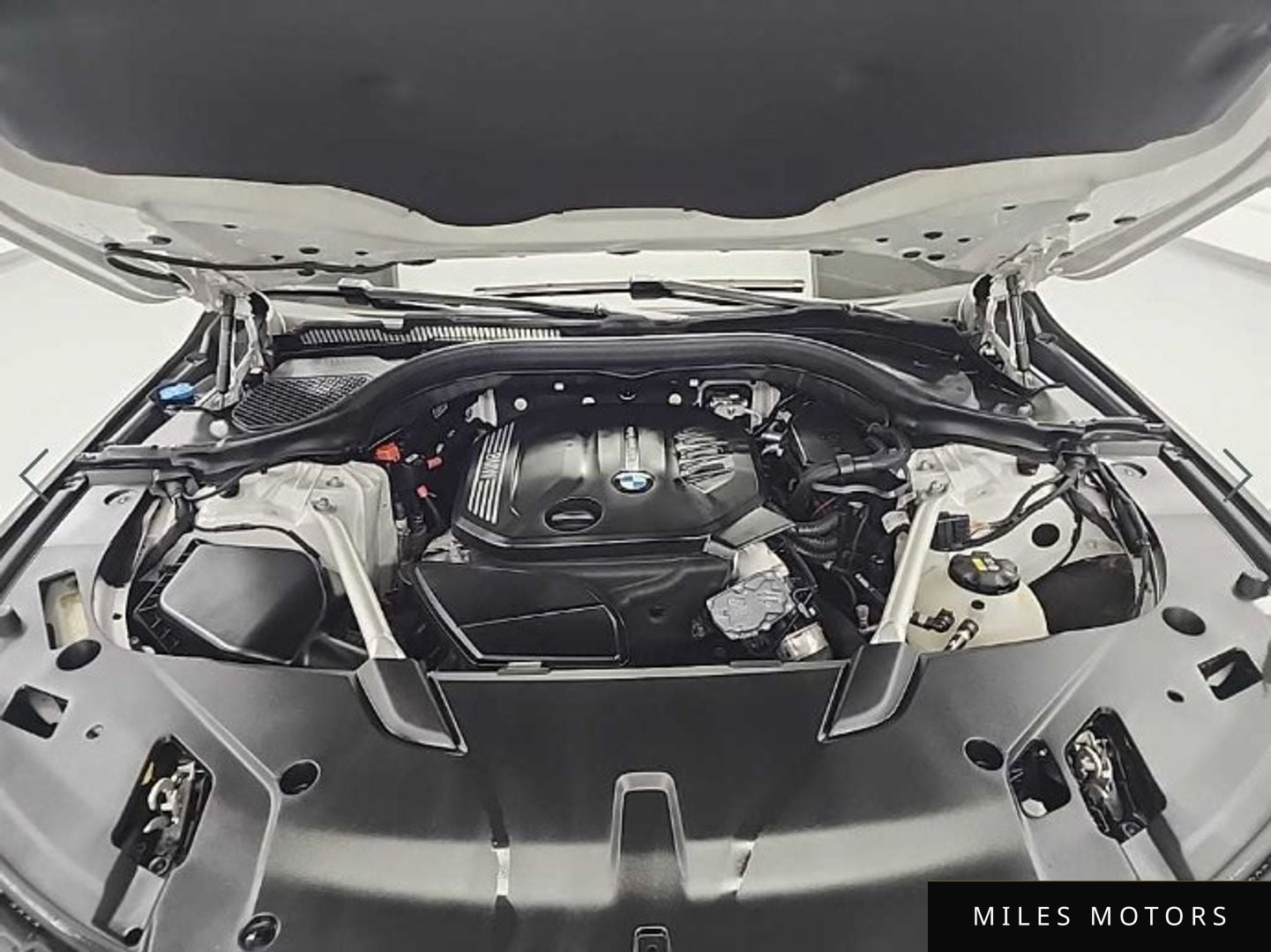 BMW 6 Series GT (G32) 2023 — миниатюра 5