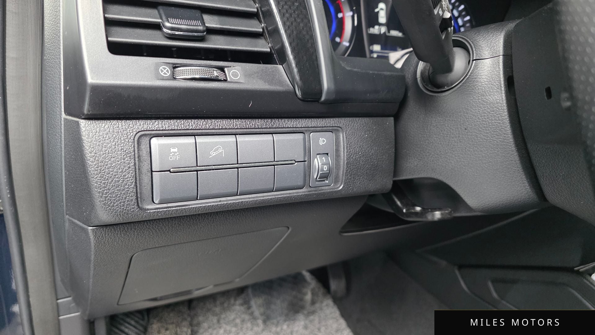KG Mobility 렉스턴 스포츠 2021 — миниатюра 24