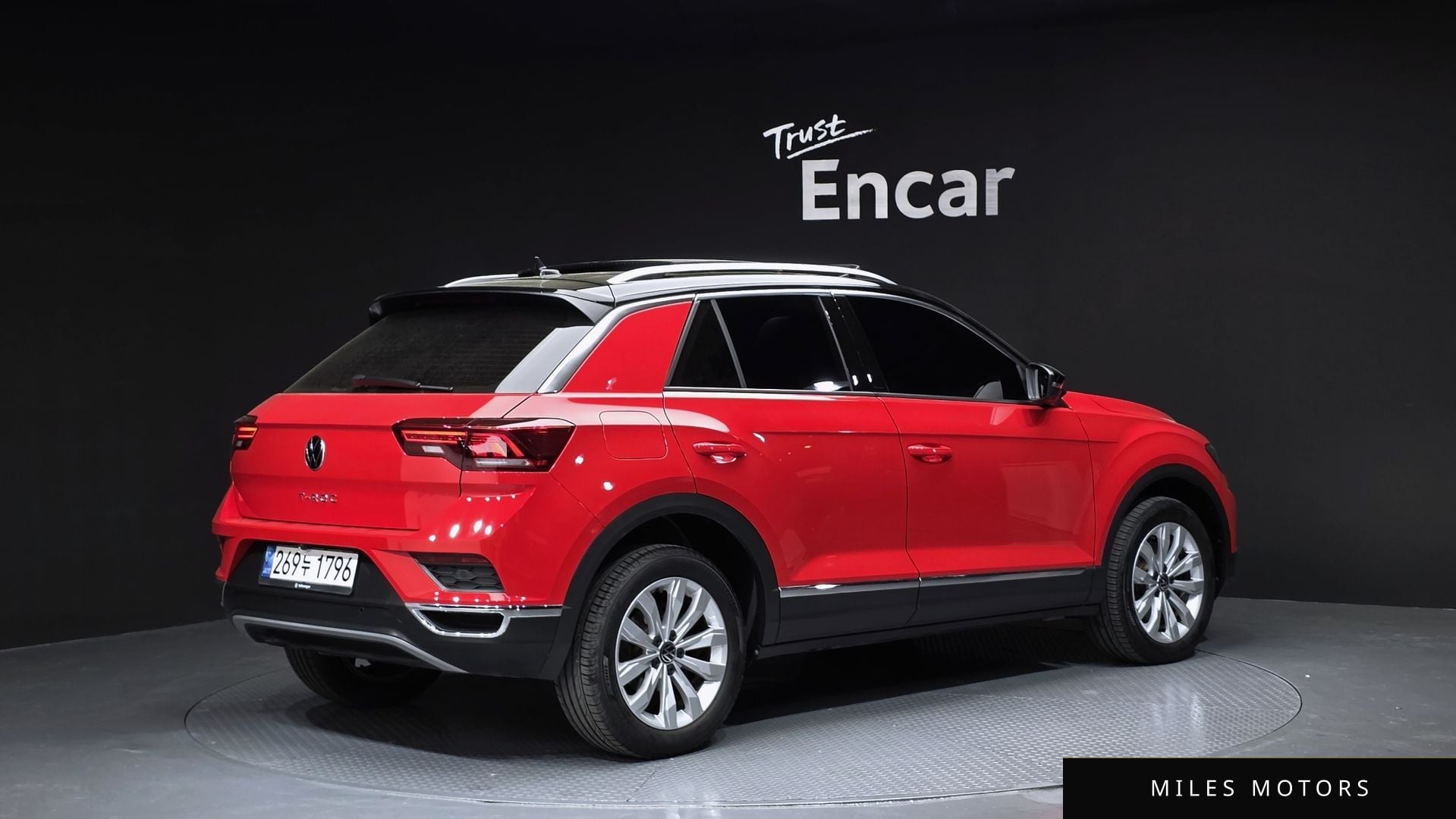 Volkswagen T-Roc 2022 — миниатюра 2